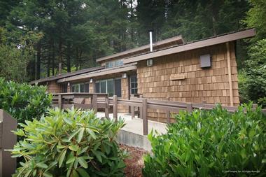 Silver Falls Lodge & Conference Center - 1 hour